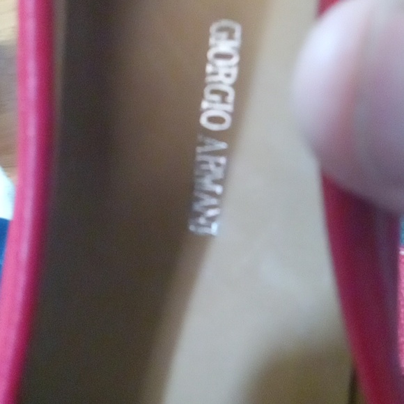 GIORGIO ARMANI SOFT RED SHOE (SZE38) - Picture 4 of 7
